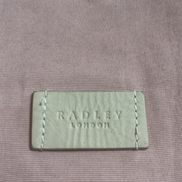 COPY - Radley London Wallet - Picture 3 of 11